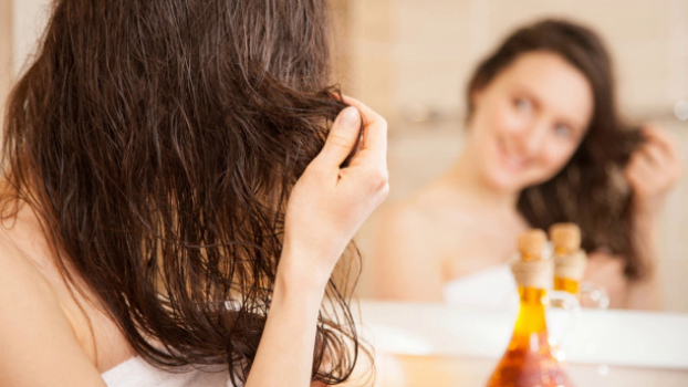 How to Use Hair Oil